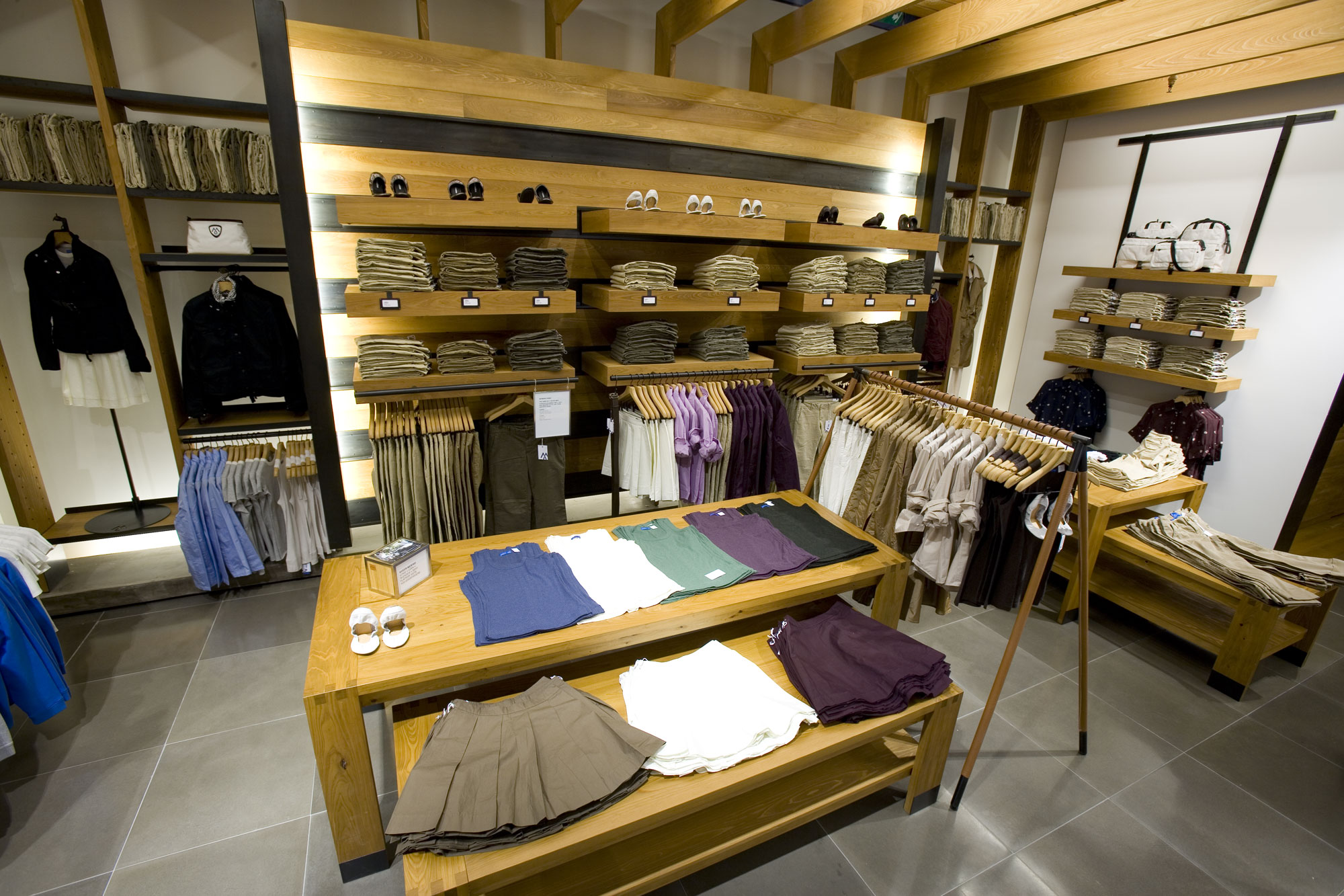 Retail fixtures and storefront millwork